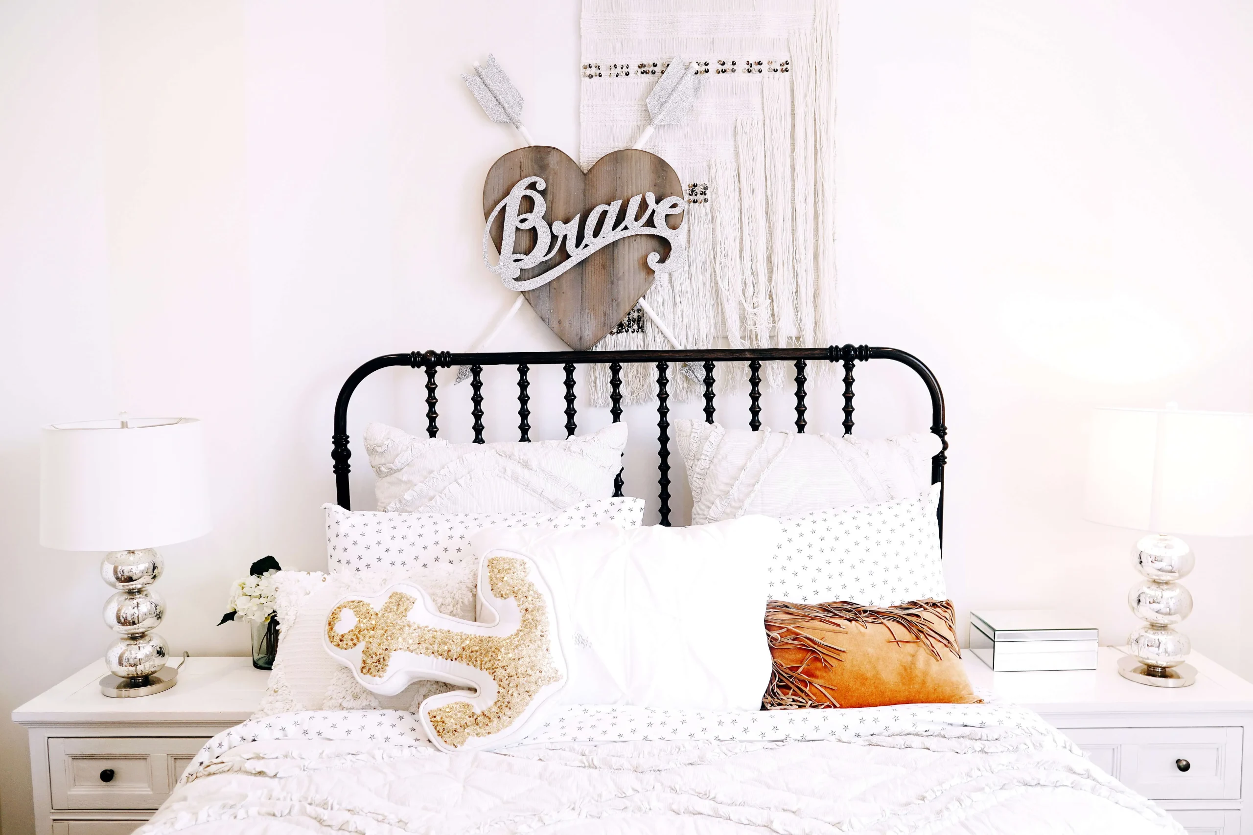 Farmhouse bedroom